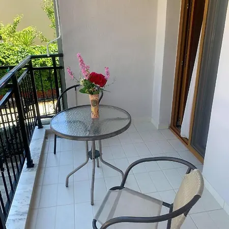 Aparthotel Klimis Rooms Potos