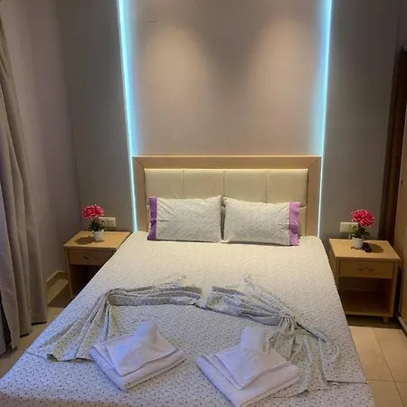 Aparthotel Klimis Rooms