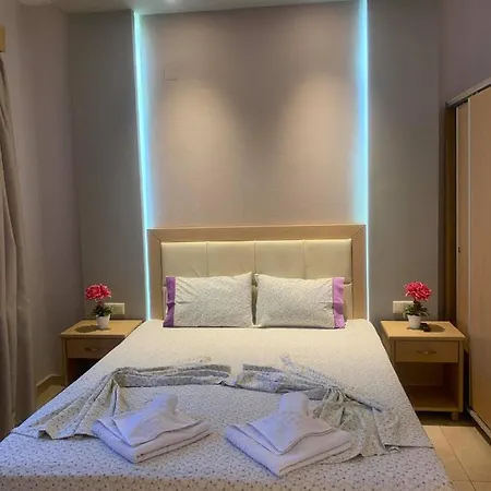 Aparthotel Klimis Rooms